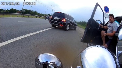 Старана должна знать своих &quot;героев&quot;!
