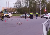 В Питере погиб мотоциклист и полицейский  в ДТП с патрульным автомобилем полиции.