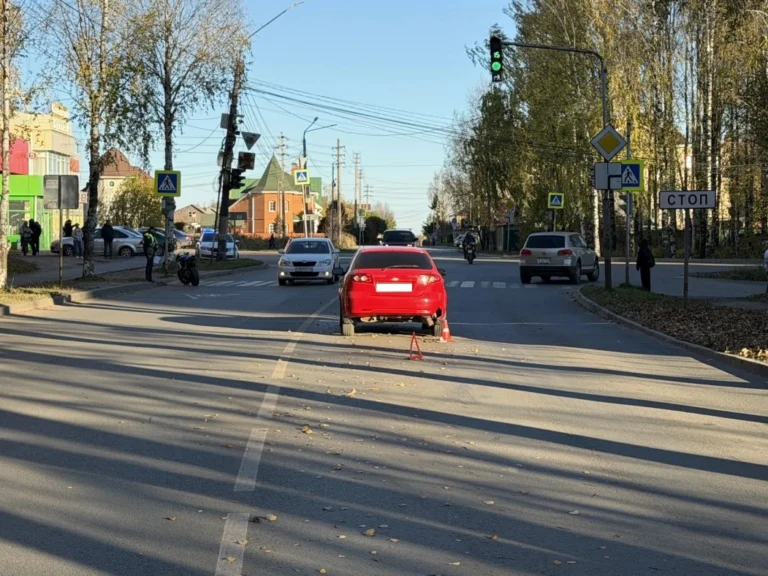 ДТП с мотоциклом и авто в Сыктывкаре 3 октября 2026 года
