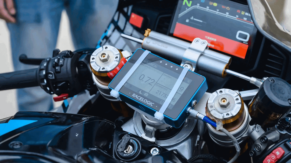 CFMoto V4 SR-RR превысил 315 км/ч в тестах с участием гонщиков MotoGP