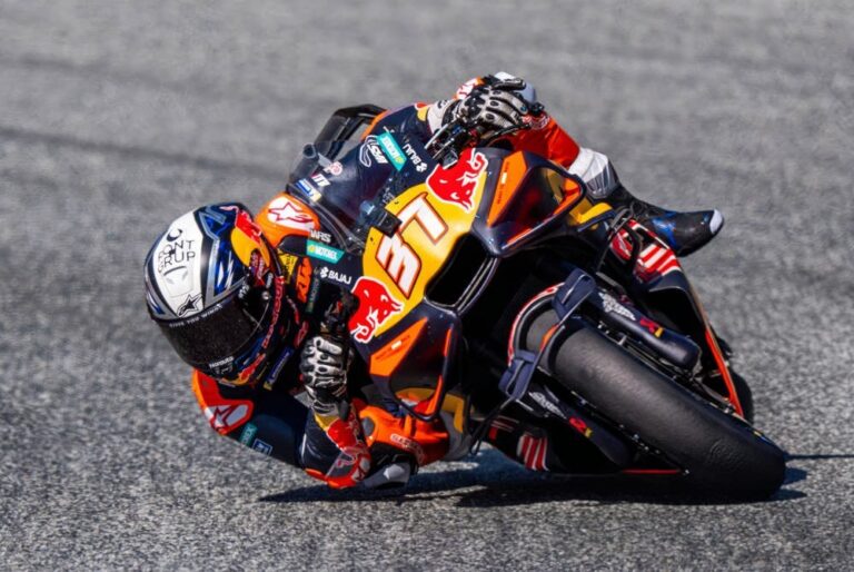 Augusto Fernández одержал победу на KTM с карбоновой рамой на Гран-при Австрии