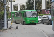 В Полевском в ДТП с мотоциклом «Шармах» пострадали двое подростков