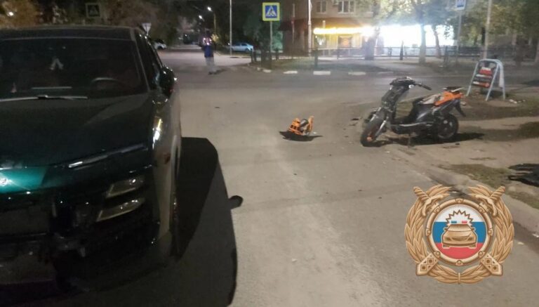 14-летний пассажир скутера пострадал в Саратове