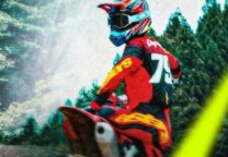Ai Ogura провел время вне тренировок MotoGP, занимаясь мотокроссом на Honda CRF 250