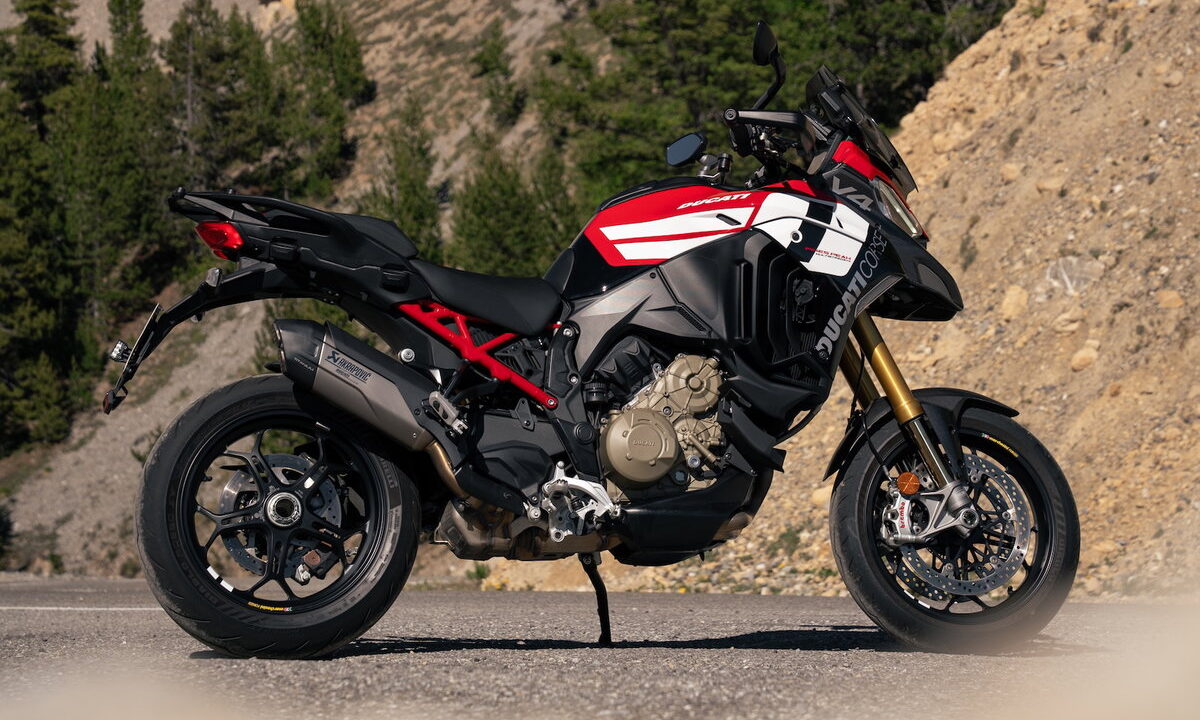 Ducati представила 2027 Multistrada V4 Pikes Peak